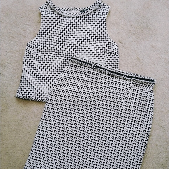Dresses & Skirts - Brooks Brothers 2 pieces black white skirt & top